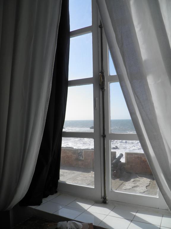 La Maison Des Artistes Bed & Breakfast 3*
